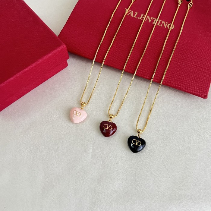 Valentino Luxury Womens Necklace with Original Box Whatsapp 【+1-3239614486】