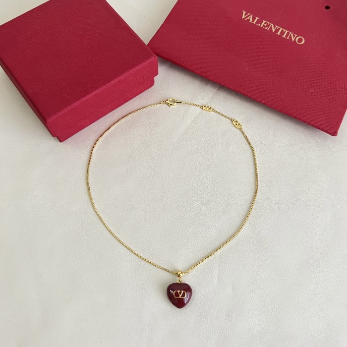 Valentino Luxury Womens Necklace with Original Box Whatsapp 【+1-3239614486】