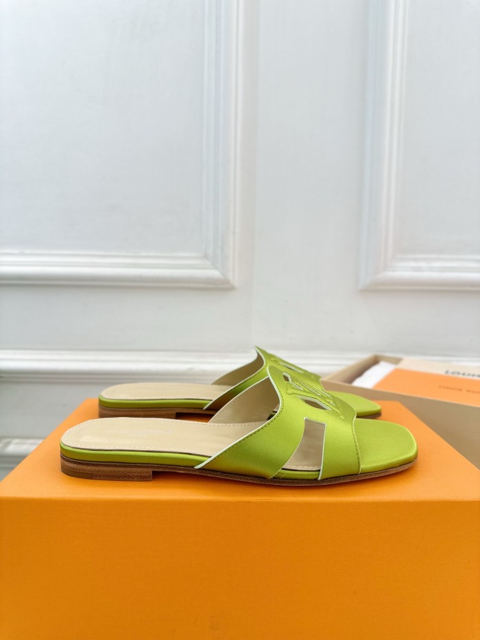 Louis Vuitton Womens Shoes Sandals Slippers Luxury Brand LV Isola Flat Mule with Original Box Whatsapp 【+1-3239614486】