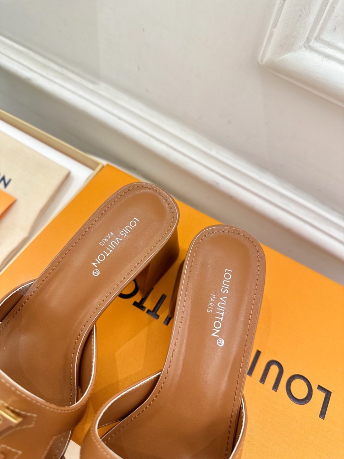 Louis Vuitton Womens Shoes Sandals Slippers Luxury Brand LV Isola Flat Mule 5cm Heel with Original Box Whatsapp 【+1-3239614486】