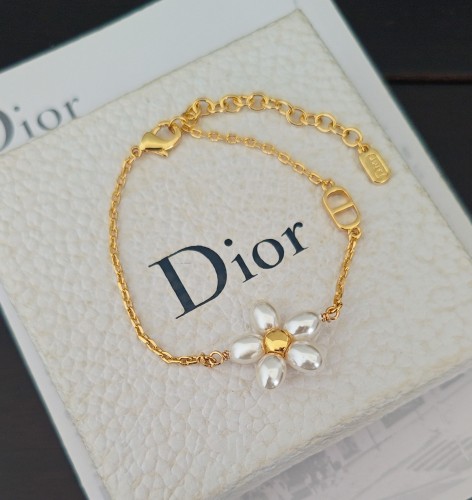 Dior Luxury Brand Womens Bracelet with Original Box Whatsapp 【+1-3239614486】