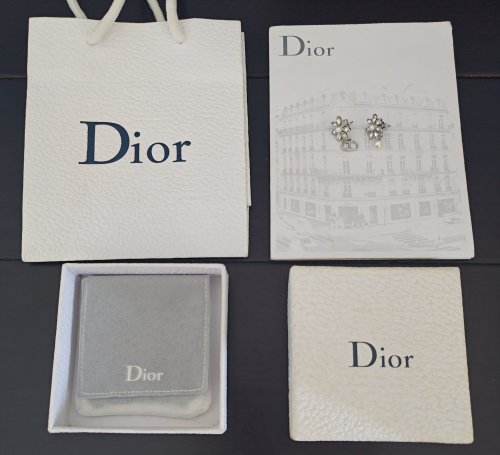 Dior Luxury Brand Womens Earrings with Original Box Whatsapp 【+1-3239614486】