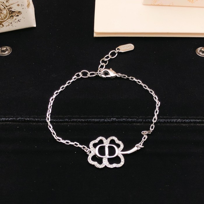 Dior Luxury Brand Womens Bracelet with Original Box Whatsapp 【+1-3239614486】DSL0267