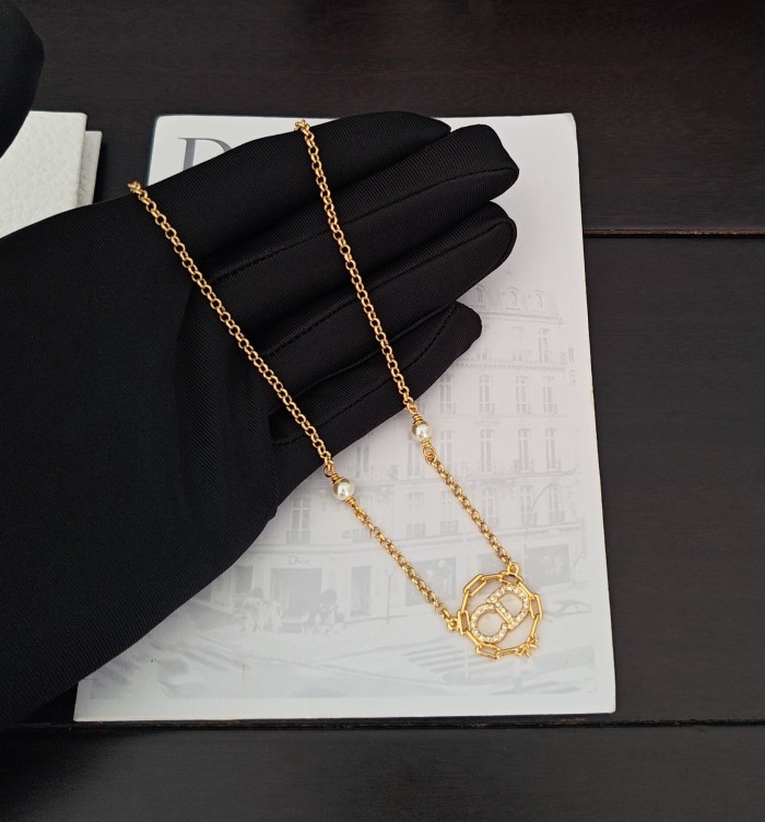 Dior Luxury Brand Womens Bracelet with Original Box Whatsapp 【+1-3239614486】