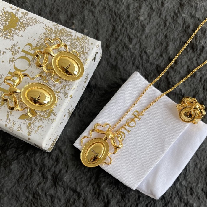 Dior Luxury Brand Womens Necklace with Original Box Whatsapp 【+1-3239614486】