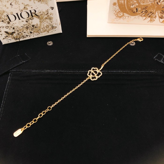 Dior Luxury Brand Womens Bracelet with Original Box Whatsapp 【+1-3239614486】DSL0266