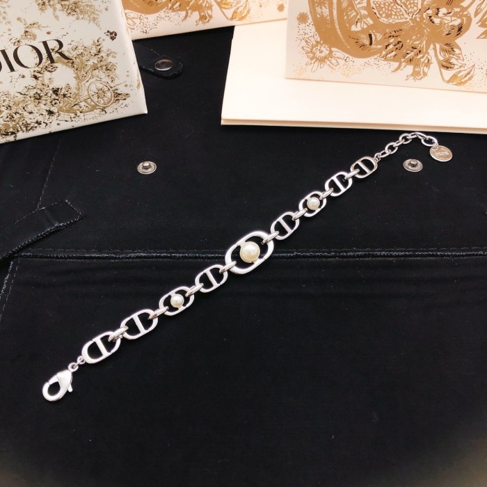 Dior Luxury Brand Womens Bracelet with Original Box Whatsapp 【+1-3239614486】DSL0176