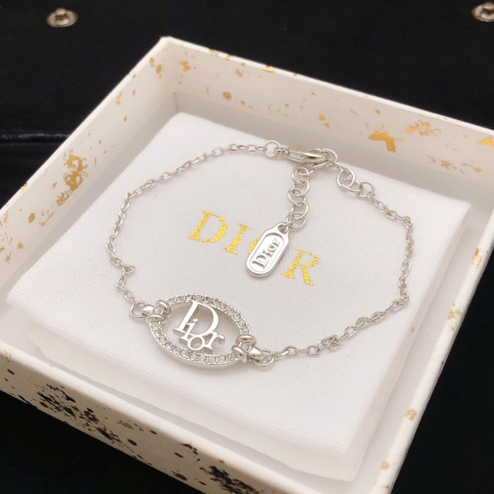 Dior Luxury Brand Womens Bracelet with Original Box Whatsapp 【+1-3239614486】DSL0272