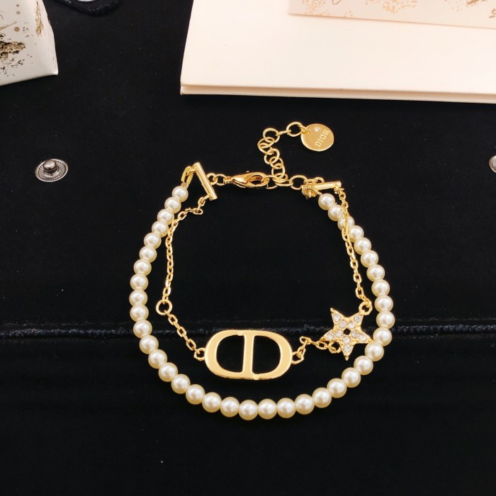 Dior Luxury Brand Womens Bracelet with Original Box Whatsapp 【+1-3239614486】DSL0112