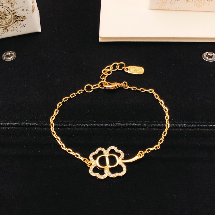 Dior Luxury Brand Womens Bracelet with Original Box Whatsapp 【+1-3239614486】DSL0266