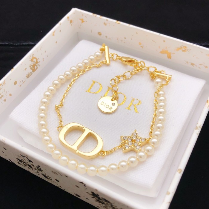 Dior Luxury Brand Womens Bracelet with Original Box Whatsapp 【+1-3239614486】DSL0112