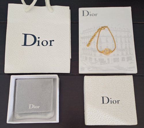 Dior Luxury Brand Womens Bracelet with Original Box Whatsapp 【+1-3239614486】