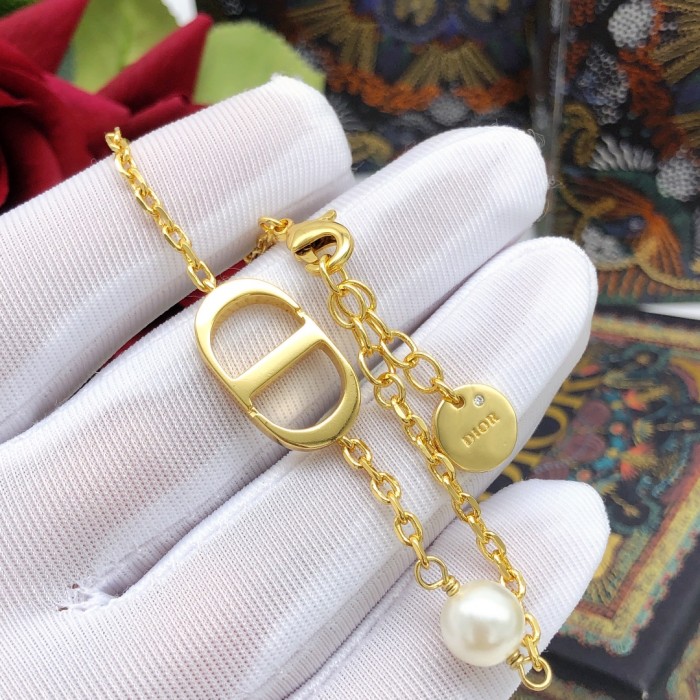 Dior Luxury Brand Womens Bracelet with Original Box Whatsapp 【+1-3239614486】DSL0030