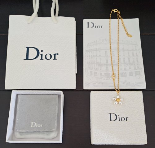 Dior Luxury Brand Womens Bracelet with Original Box Whatsapp 【+1-3239614486】