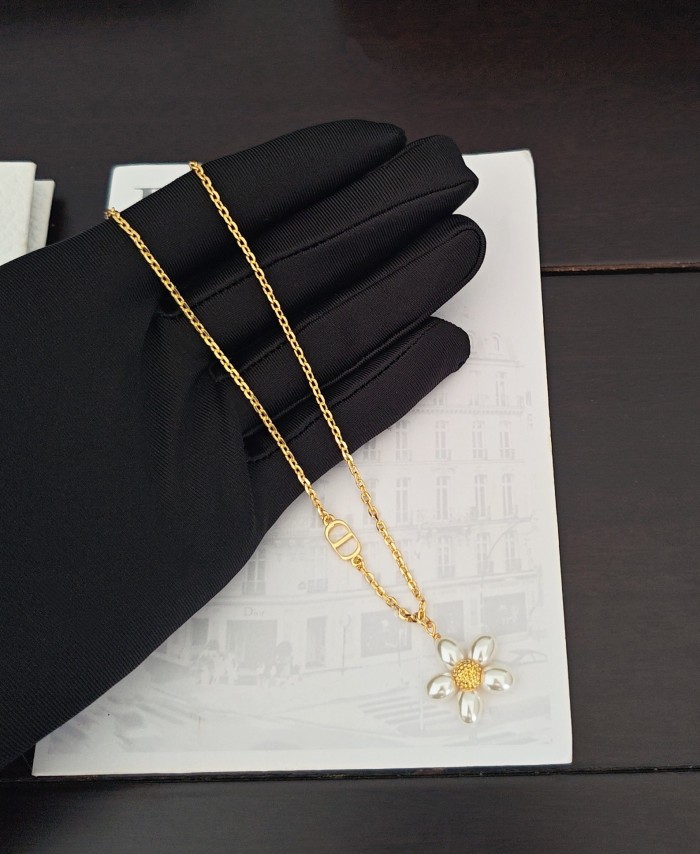 Dior Luxury Brand Womens Bracelet with Original Box Whatsapp 【+1-3239614486】