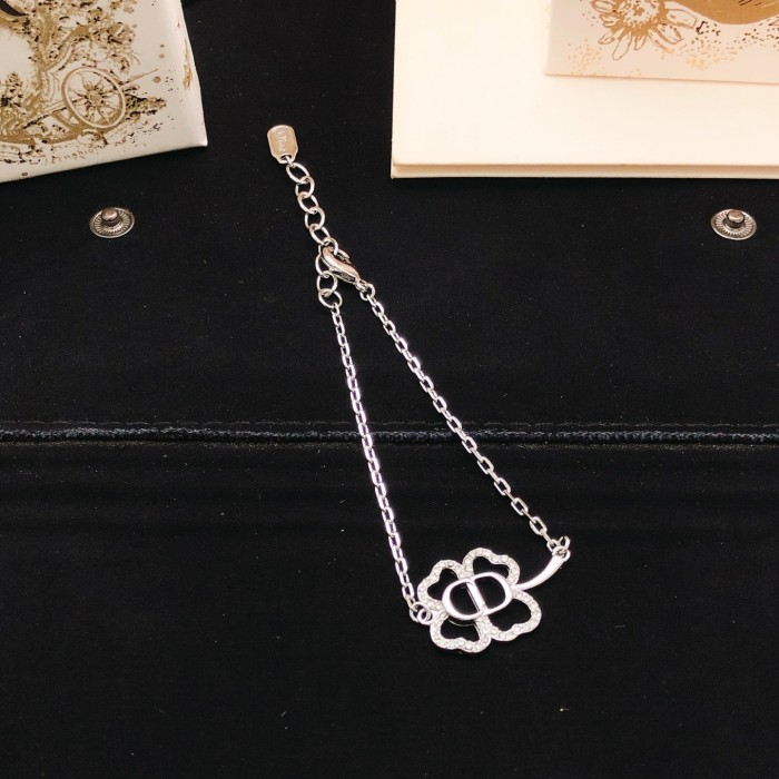 Dior Luxury Brand Womens Bracelet with Original Box Whatsapp 【+1-3239614486】DSL0267