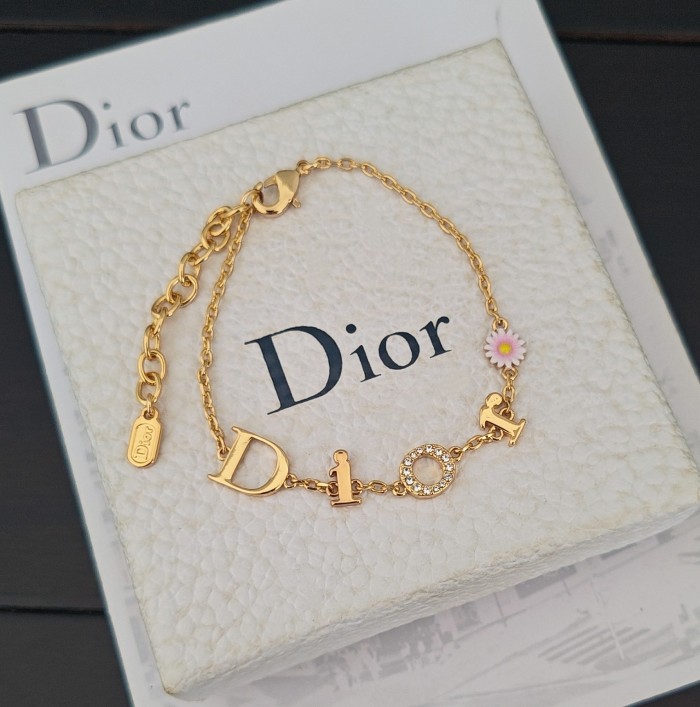 Dior Luxury Brand Womens Bracelet with Original Box Whatsapp 【+1-3239614486】