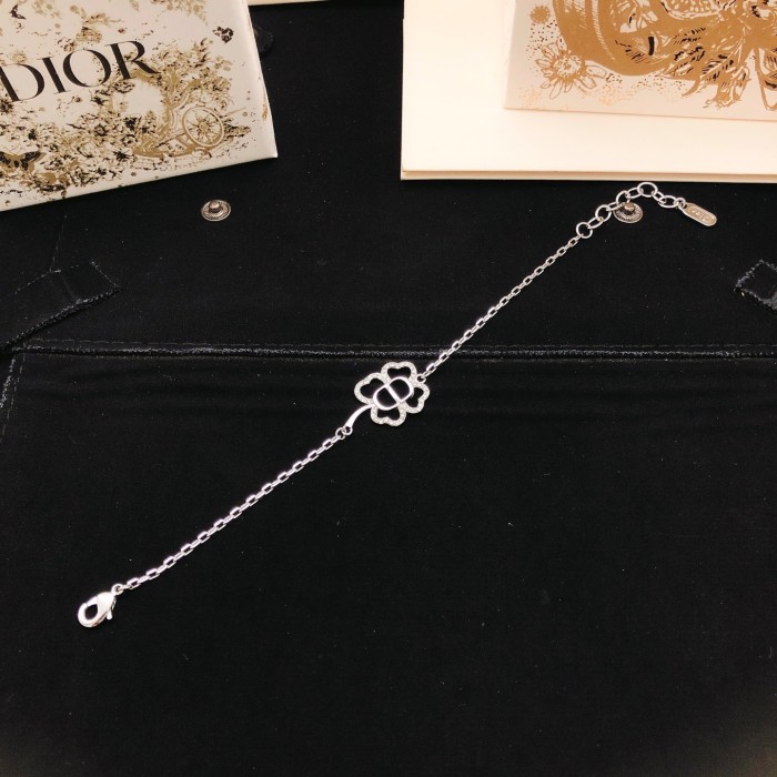Dior Luxury Brand Womens Bracelet with Original Box Whatsapp 【+1-3239614486】DSL0267