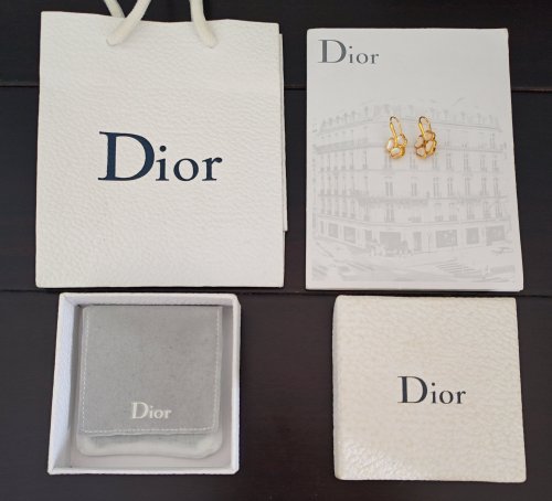 Dior Luxury Brand Womens Earrings with Original Box Whatsapp 【+1-3239614486】