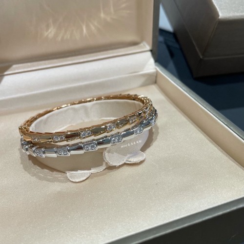 Bvlgari Luxury Brand Womens Bracelet with Original Box Whatsapp 【+1-3239614486】