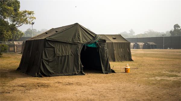 What is the Difference Between Military Tents and Ordinary Tents