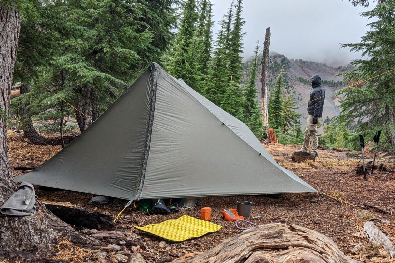 Lightweight tent deals