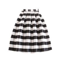 BunniesFairy 2022 Spring New Women Black and White Horizontal Block Stripe Geometric Print Pleated Midi Skirt for Office Work