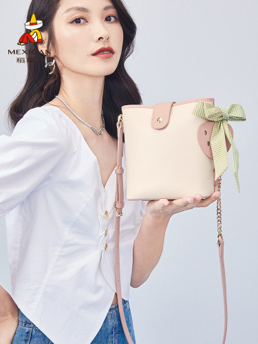Women's Bag New Simple Fashion High Sense Bucket Bag Gift Single Shoulder Bag Niche Messenger Bag Women's Bag