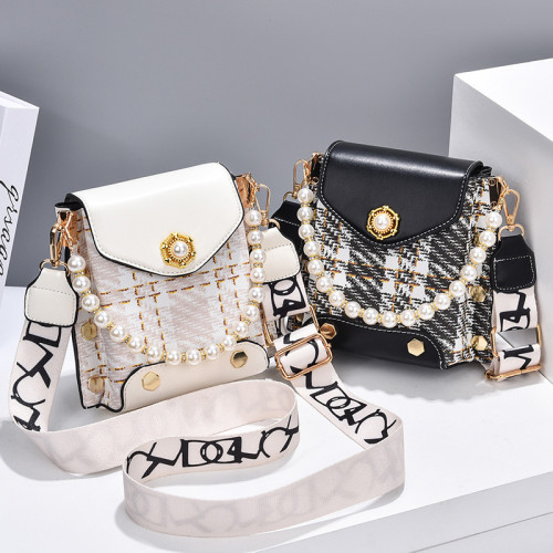 Women's Fashion Rivet Shoulder Mobile Phone Bag Pearl Chain Shoulder Bag