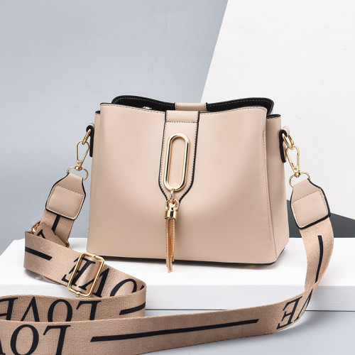 Women's Fashionable Bucket Bag Mesh Wide Shoulder Strap Women's Large Capacity Crossbody Bag