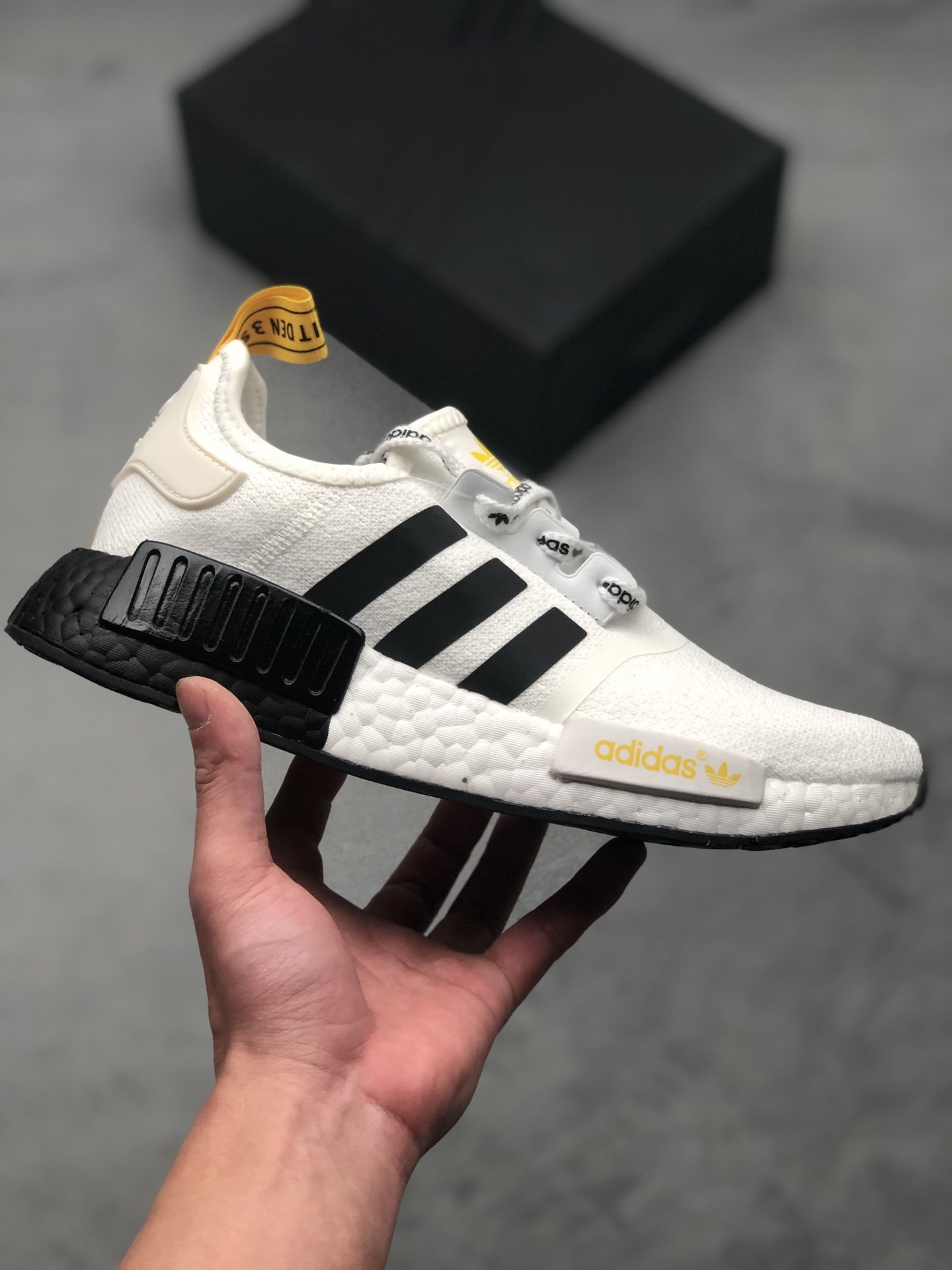 adidas stlt primeknit
