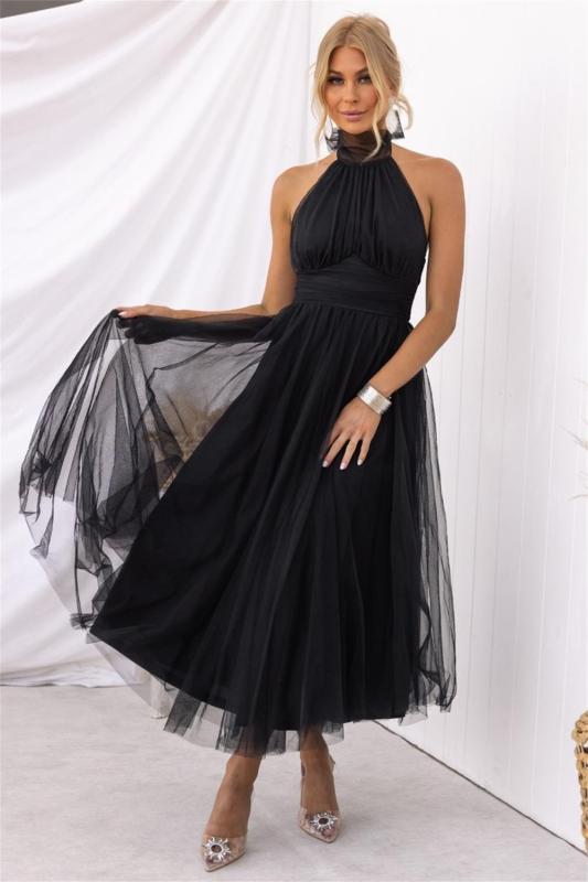 Black Sleeveless Halter Mesh Fashion Pleated Long Skirt Dress