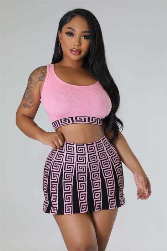 Pink Two Pieces Knitted Elastic Crop Top Sports Causal Pleated Skirt Sets