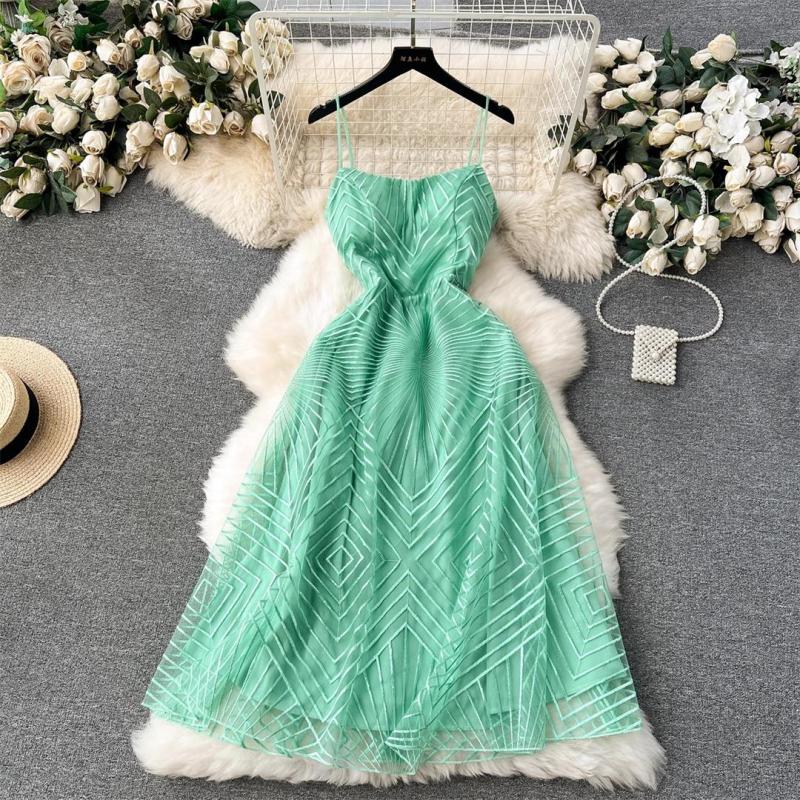 Green Straps Low Cut V Neck Embroidered Mesh Lace Elegant Evening Party Wedding Midi Dress