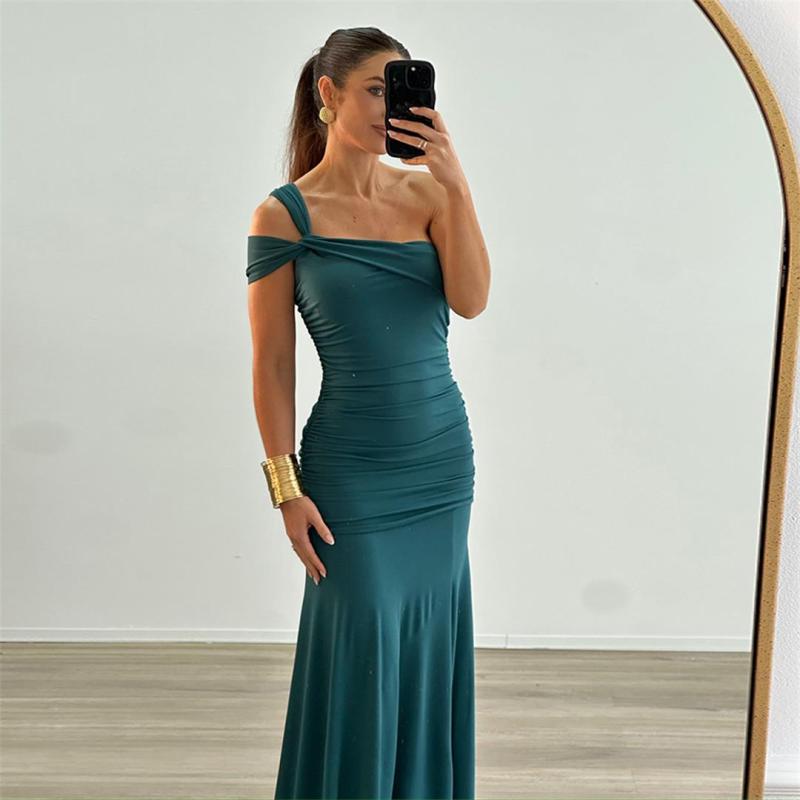 Green Slanted Shoulders Off Shoulder Pleated Women Evening Party Formal Long Dress