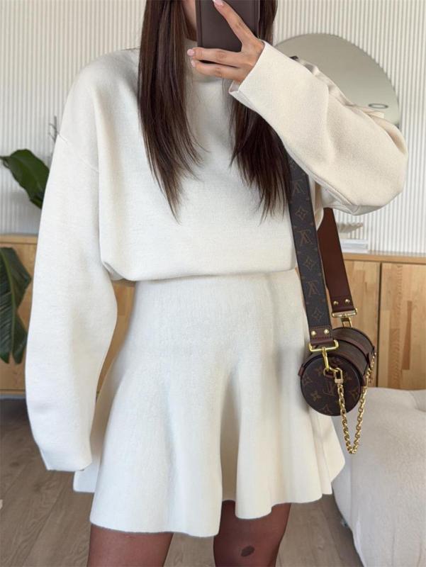 White Long Sleeve Knitting Sweaters Pleated Party Outerwear Mini Dress