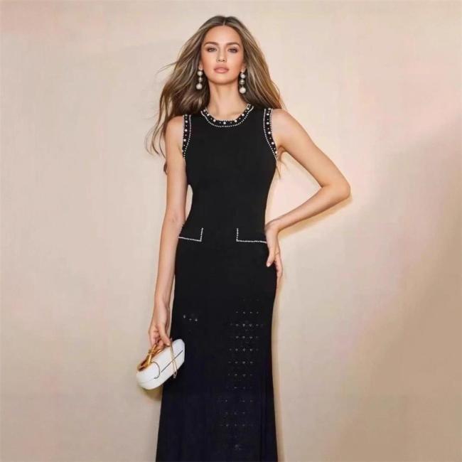 Black Sleeveless O-Neck Beading Knitted Fashion Formal Long Dress
