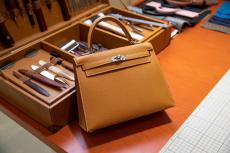 hermes Kelly 25cm top-handle handbag purely-handmade vintage traveling holiday bag in Epsom leather and gold hardware