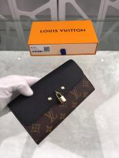 M61836 Louis Vuitton/LV monogram clamshell double-folding long purse delicate clutch with padlock decoration 