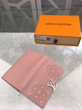 M62556 Louis Vuitton/LV clamshell triple-folding snap longwallet gorgeous clutch decorated with delicate metal LV buckle 
