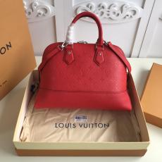 M44858 Louis vuitton/LV ladies stylish embossed crossbody shoulder bag essential gorgeous street outfit for women 