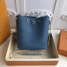 M51413 Louis Vuitton/LV female lockme simplicity pure-color drawstring tassel bucket bag with full boutique package 