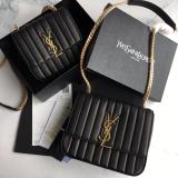Yves Saint laurent/YSL Vicky female quilted flap chain-strap crossbody bag twin size in glossy patent lambskin leather 