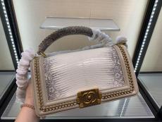 Chanel Le boy handbag luxury lizard-leather portable messenger bag single chain crossbody flap bag medium size  antique bronze hardware 