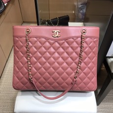 Chanel A57030 quilted lightweight open shopping tote bag outdoor holiday traveling  luggage gorgeous shoulder bag 