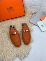 Hermes female classic purely-handstiched casual slipper outdoor sandal mules half drag shoe embellished with symbolic branded turn-lock 