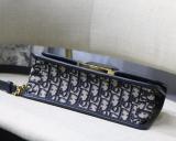 Dior classic 30 Montaigne vintage messenger crossbody bag exquisite socialite party clutch with detachable and adjustable strap