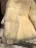 Chanel female elegant cold-proof open-front fox fur jacket must-have winter outdoor outfit chanel 2020 autumn collection