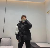 Chanel female color-contrast lightweight down jacket waterproof wind-proof down coat 2020 fall catwalk collection 