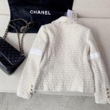 Chanel high-end ready to wear casual vintage lapel jacket autumn warm-keeping coat 2020 fall catwalk collection 